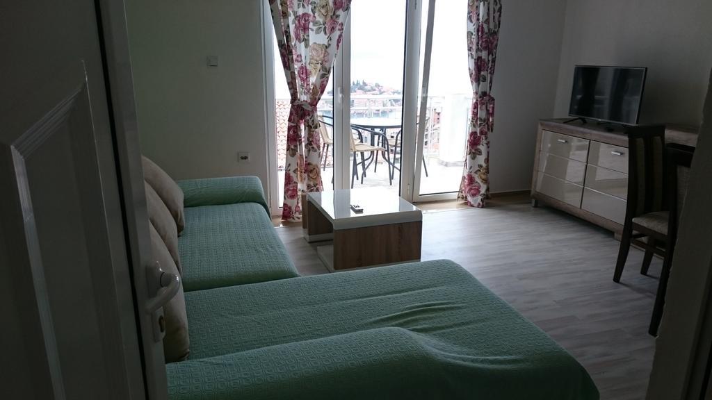 Apartments Vukovic Sveti Stefan Ngoại thất bức ảnh