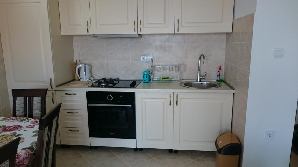 Apartments Vukovic Sveti Stefan Ngoại thất bức ảnh