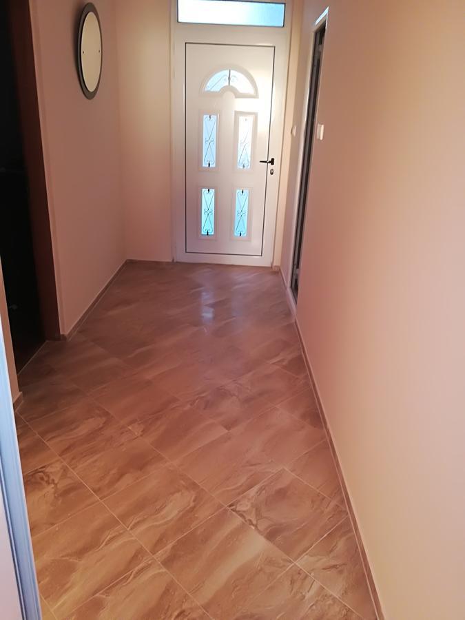 Apartments Vukovic Sveti Stefan Ngoại thất bức ảnh