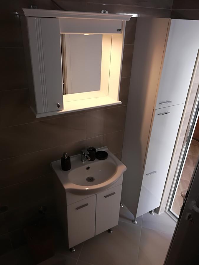 Apartments Vukovic Sveti Stefan Ngoại thất bức ảnh